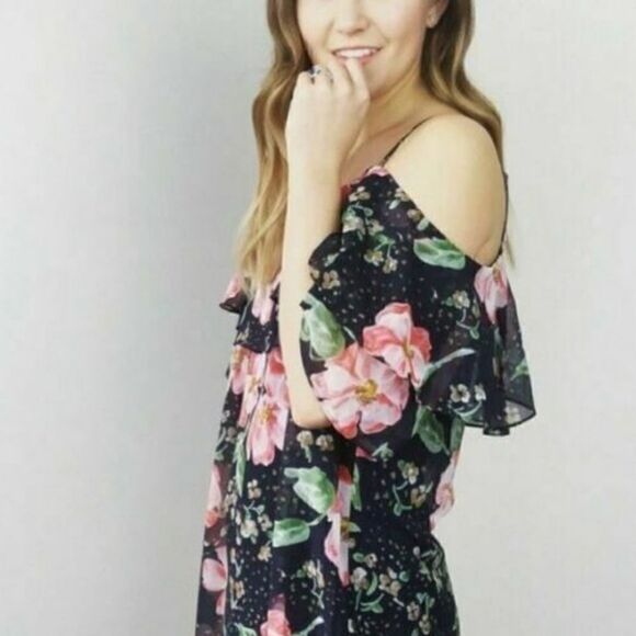 CAbi Blue & Pink Floral Tunic Top - Picture 2 of 6